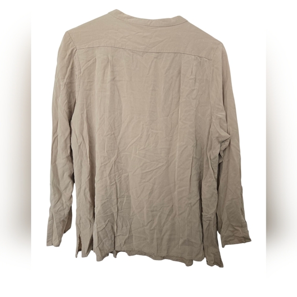 Dress Barn Women's Beige Embellished Top Size 2x - Picture 4 of 4